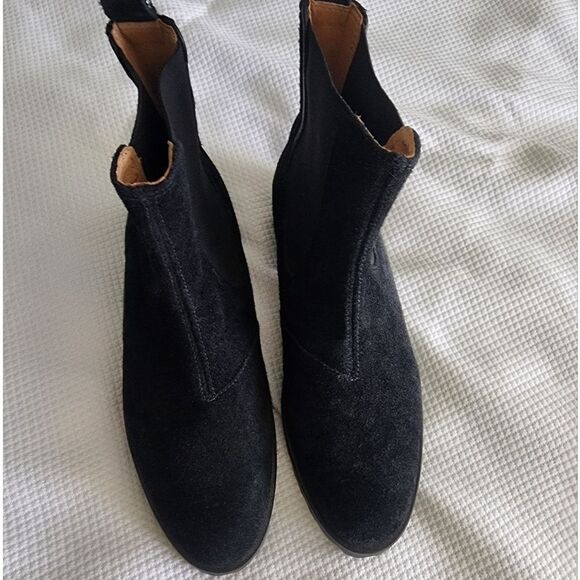 Jack Rogers Suede Leather Chelsea Black Ankle Boots - Picture 4 of 14
